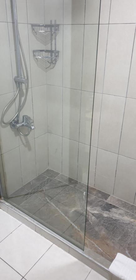 Eriza Hotel Ерзинджан Екстериор снимка