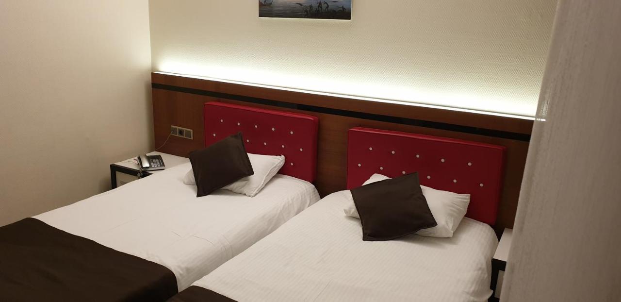 Eriza Hotel Ерзинджан Екстериор снимка